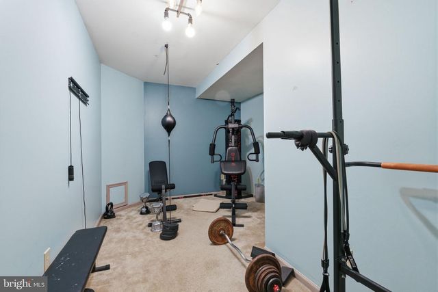 4050 YORKTOWN DR, Upper Chichester, PA 19061