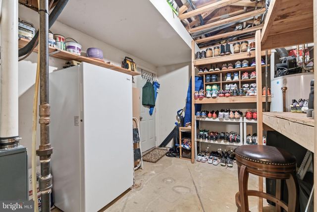 4050 YORKTOWN DR, Upper Chichester, PA 19061