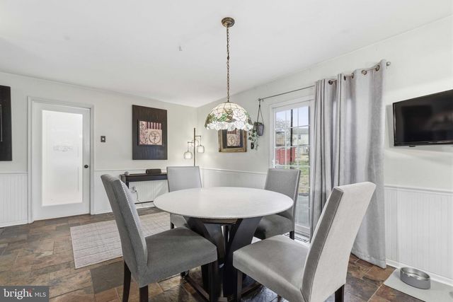 4050 YORKTOWN DR, Upper Chichester, PA 19061