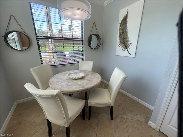 9727 Acqua CT 418, Naples, FL 34113