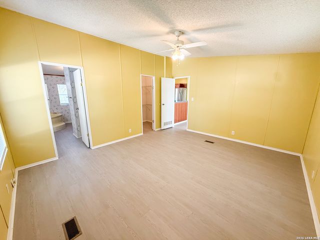 4506 Legend Falls, San Antonio, TX 78253