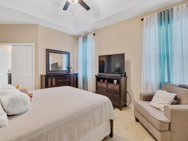 1425 Bunker Court, Vero Beach, FL 32966