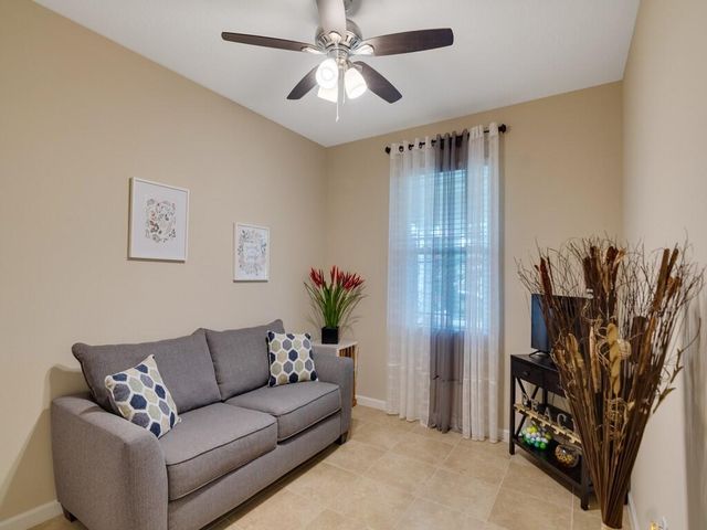 1425 Bunker Court, Vero Beach, FL 32966