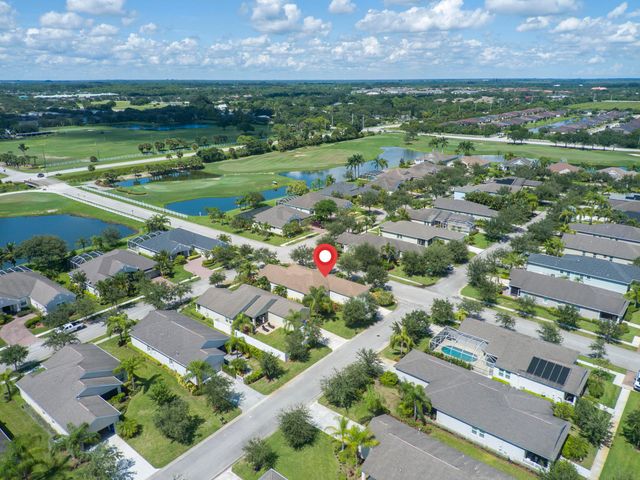 1425 Bunker Court, Vero Beach, FL 32966