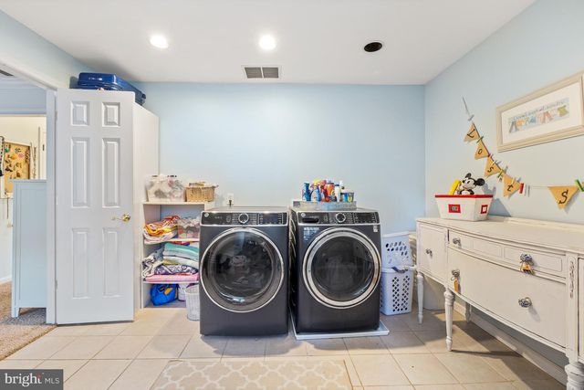 319 CARLYN DR, Severna Park, MD 21146