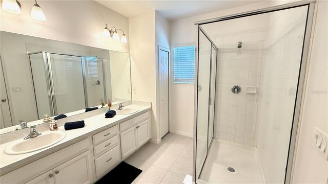 2276 SEDGE GRASS WAY, Orlando, FL 32824