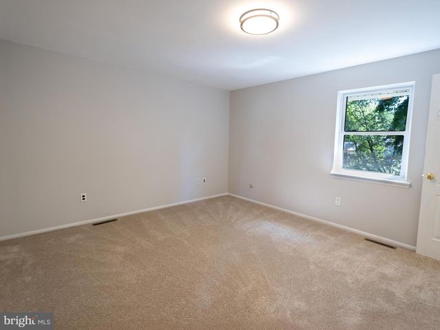 622 WESTOVER CT, Williamstown, NJ 08094