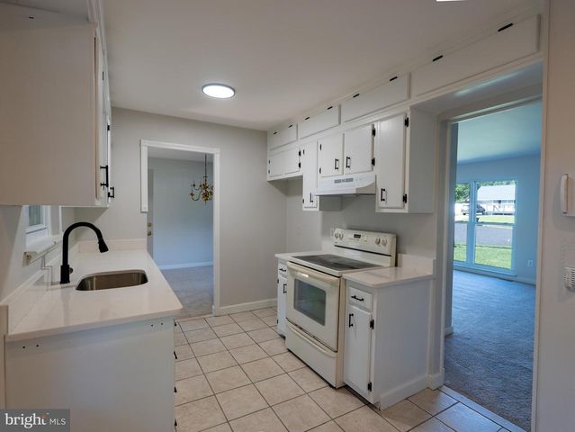 622 WESTOVER CT, Williamstown, NJ 08094