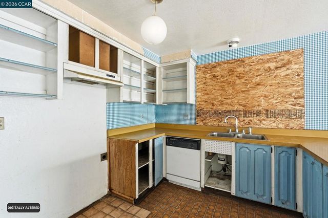 26 Polaris Dr, Pittsburg, CA 94565