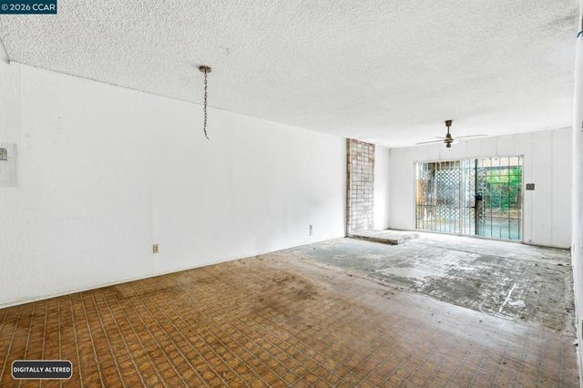 26 Polaris Dr, Pittsburg, CA 94565