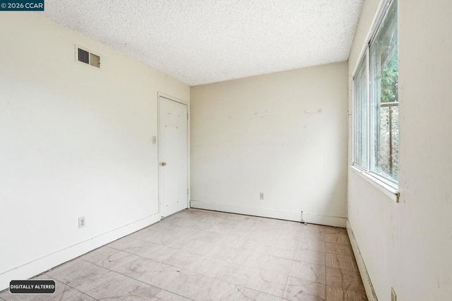 26 Polaris Dr, Pittsburg, CA 94565