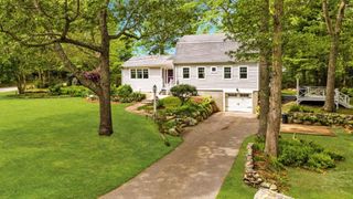 24 Stenton Avenue, Westerly, RI 02891