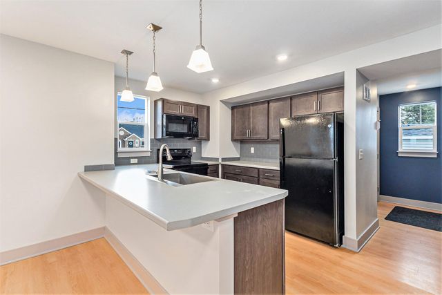 2120 Willard Avenue SE, Grand Rapids, MI 49507
