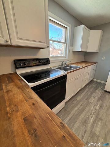 11 Roberts Street 2, Bristol, CT 06010