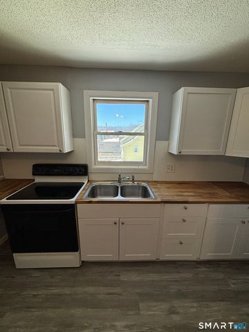 11 Roberts Street 2, Bristol, CT 06010