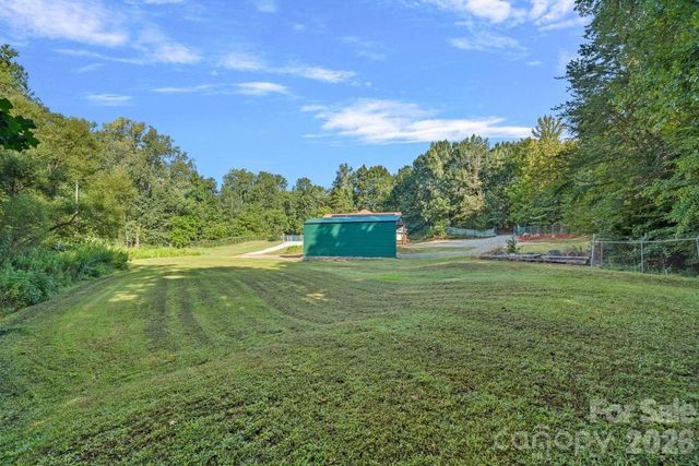 10429 Starwood Drive, Charlotte, NC 28215