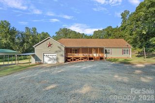 10429 Starwood Drive, Charlotte, NC 28215