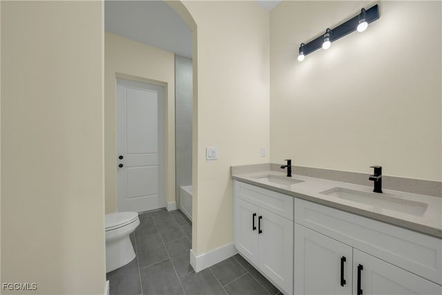 3405 NW 8th TER, Cape Coral, FL 33993