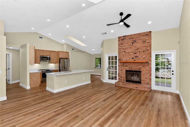 329 SUN OAKS COURT, Lake Mary, FL 32746
