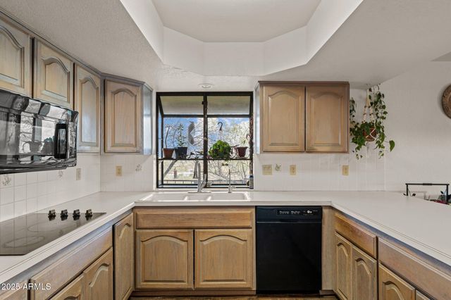 969 S Saguaro Drive, Wickenburg, AZ 85390