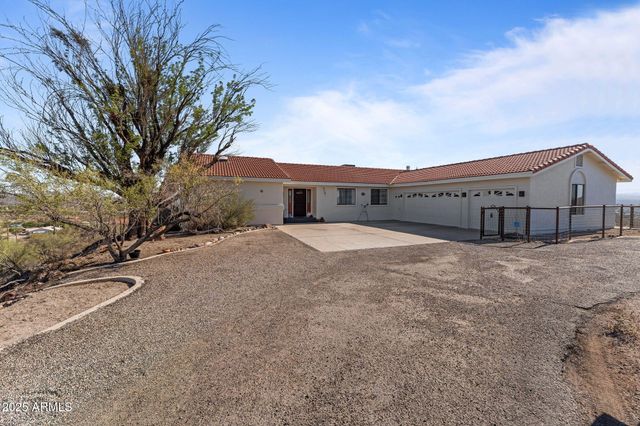 969 S Saguaro Drive, Wickenburg, AZ 85390