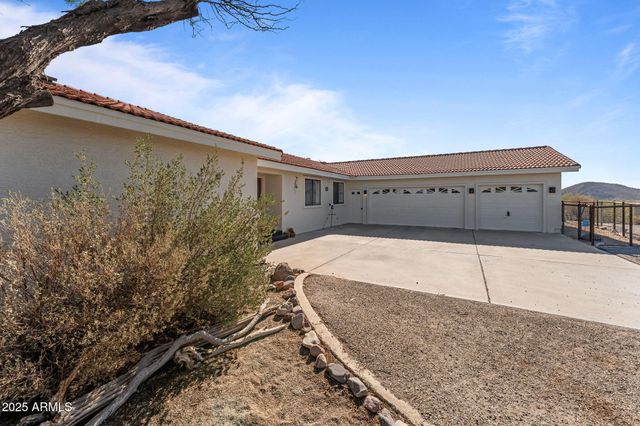 969 S Saguaro Drive, Wickenburg, AZ 85390