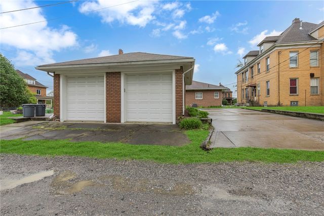 210 4th St, Beaver, PA 15009