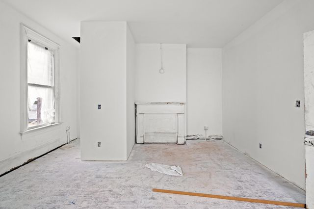 337 W 11th Street, Newport, KY 41071