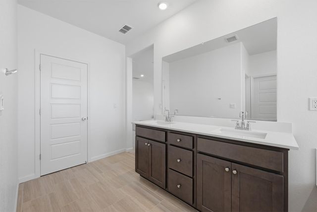 8852 Boes Way, Sacramento, CA 95829