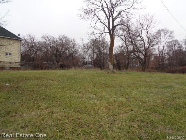 5230 LINWOOD Street, Detroit, MI 48208