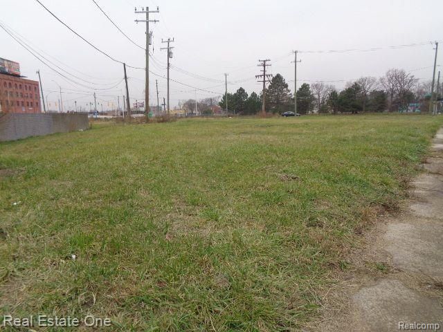 5230 LINWOOD Street, Detroit, MI 48208