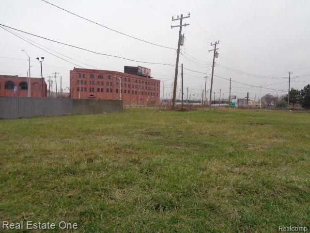 5230 LINWOOD Street, Detroit, MI 48208