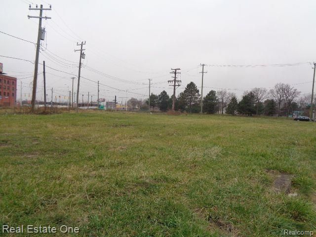 5230 LINWOOD Street, Detroit, MI 48208