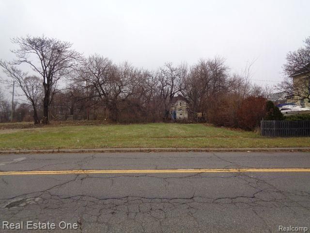 5230 LINWOOD Street, Detroit, MI 48208