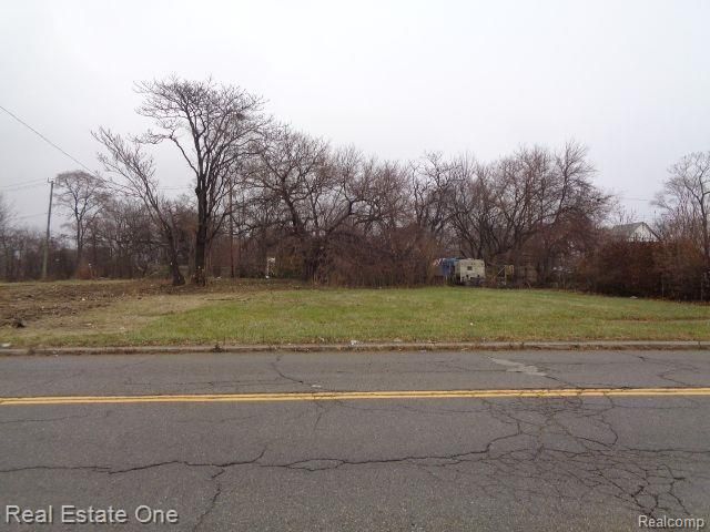 5230 LINWOOD Street, Detroit, MI 48208