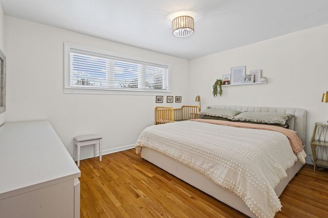 42 W Taylor Road, Lombard, IL 60148