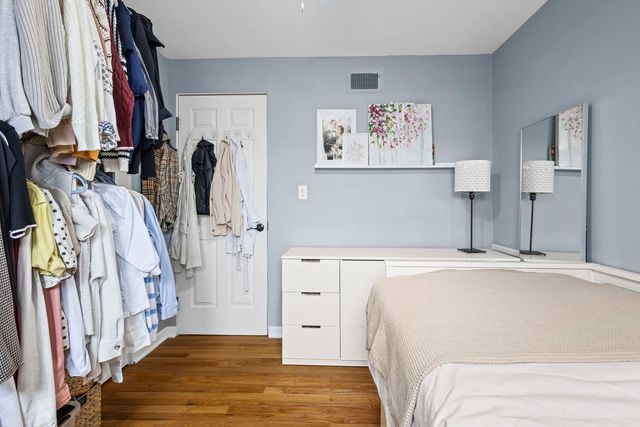 42 W Taylor Road, Lombard, IL 60148