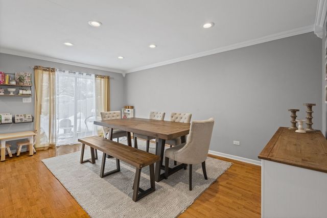 42 W Taylor Road, Lombard, IL 60148