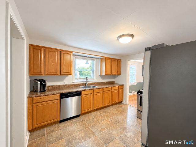 36 Sultan Street, Stratford, CT 06614