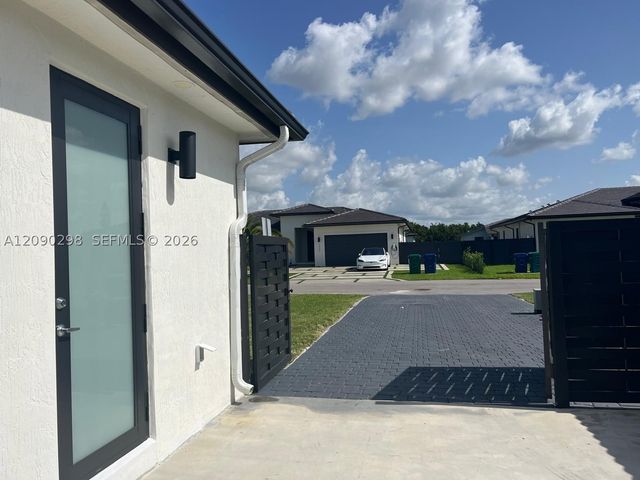 13334 SW 227 St, Miami, FL 33170