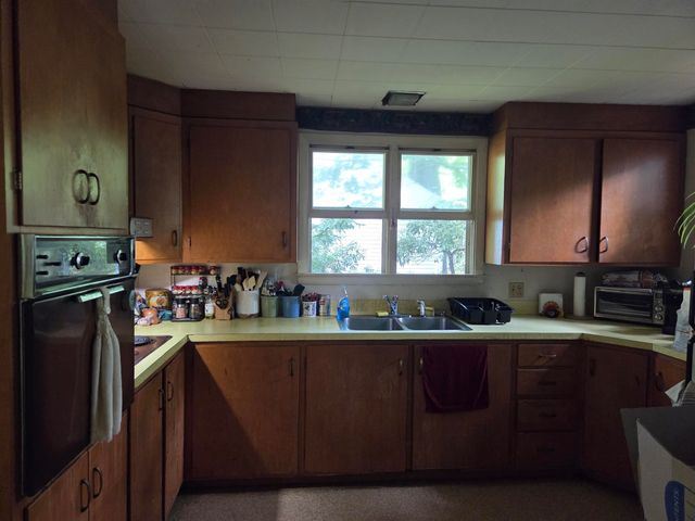 39 Penacook Street, Concord, NH 03301