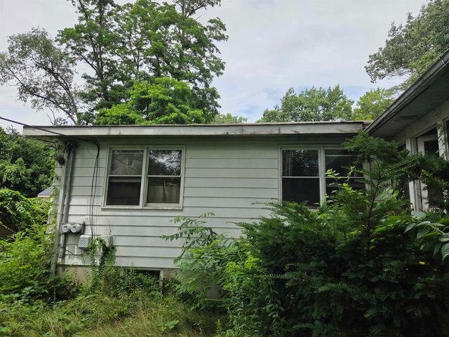 39 Penacook Street, Concord, NH 03301