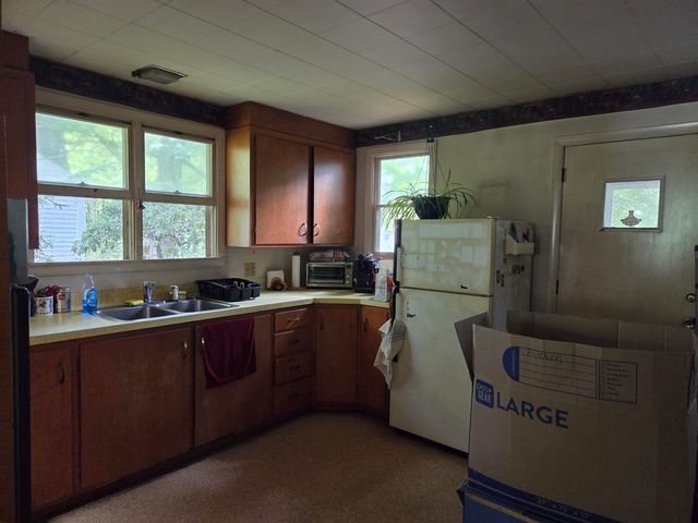 39 Penacook Street, Concord, NH 03301