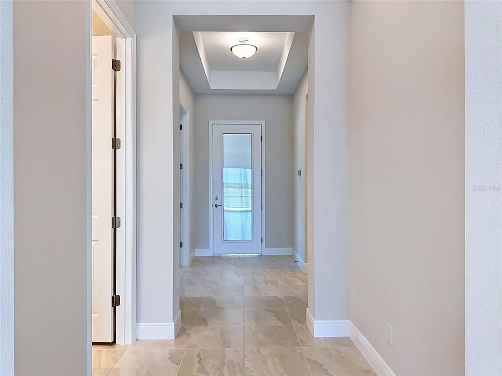 Image 4 of property listing at 239 MONET TRAIL, Bradenton, FL 34212