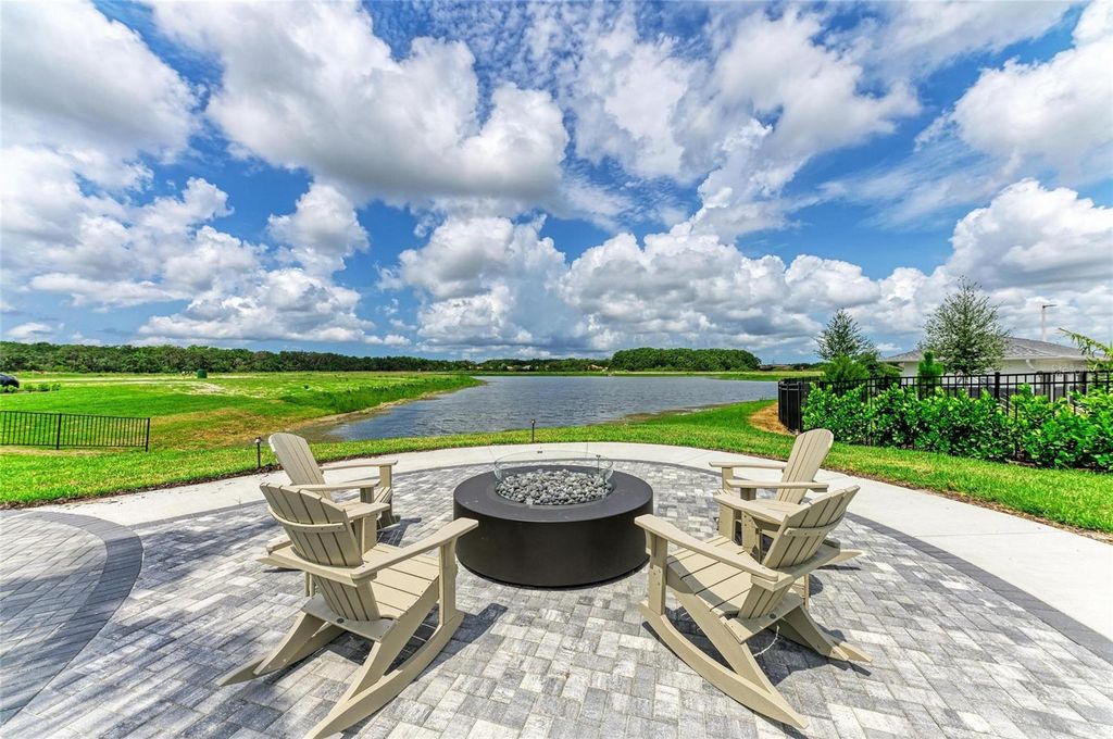 Image 75 of property listing at 239 MONET TRAIL, Bradenton, FL 34212