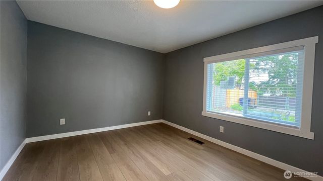 7643 S Ainsworth Avenue, Tacoma, WA 98408