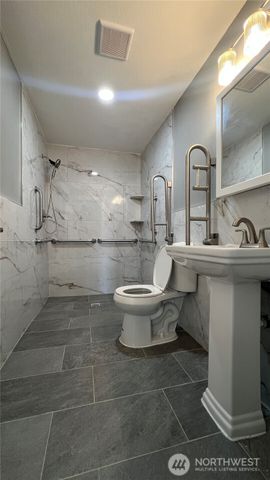 7643 S Ainsworth Avenue, Tacoma, WA 98408