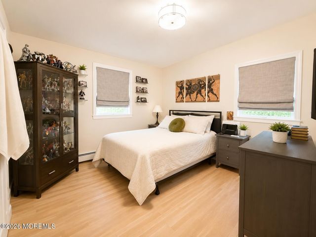 23 Fleetwood Drive, Hazlet, NJ 07730