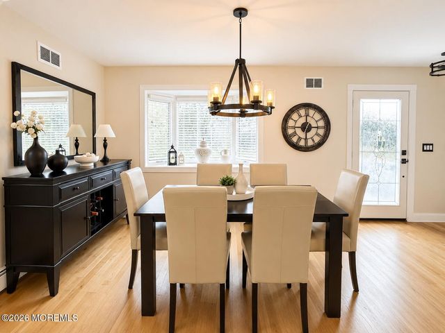 23 Fleetwood Drive, Hazlet, NJ 07730