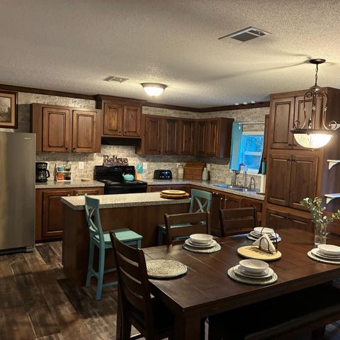 507 Stewart Drive, Defuniak Springs, FL 32433